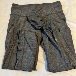 Lululemon tights. Grey. 10
